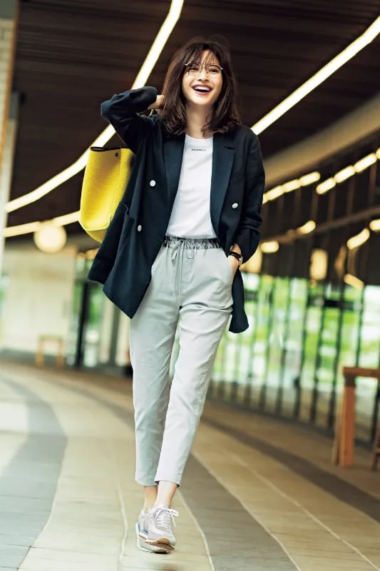 夏のオフィスカジュアルのおすすめレディースコーデ12選着こなしのポイントとアイテム別コーデ - UAコラム UA COLUMNSユナイテッドアローズ公式通販 – UNITED ARROWS ONLINE