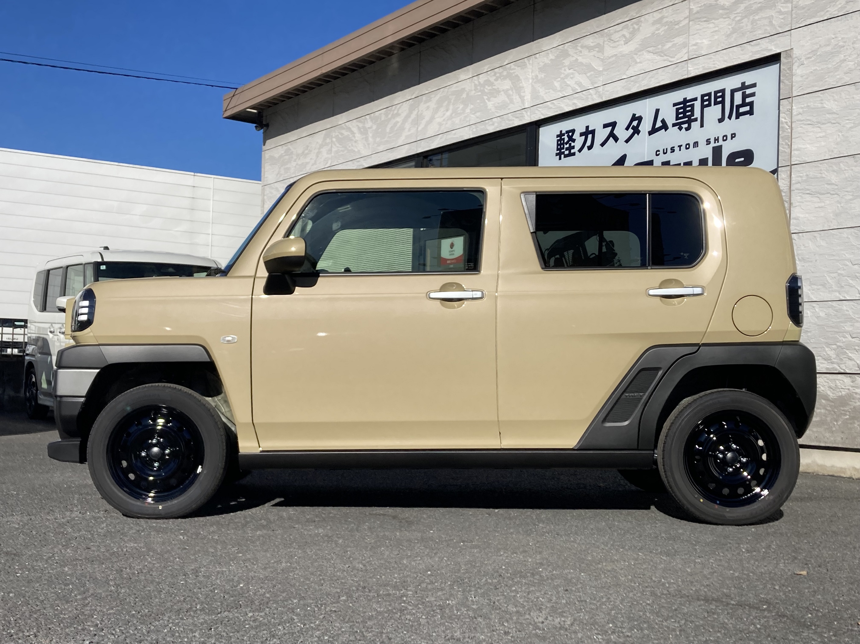 タフト 新車コンプリートカー - factory three.M カーショップ