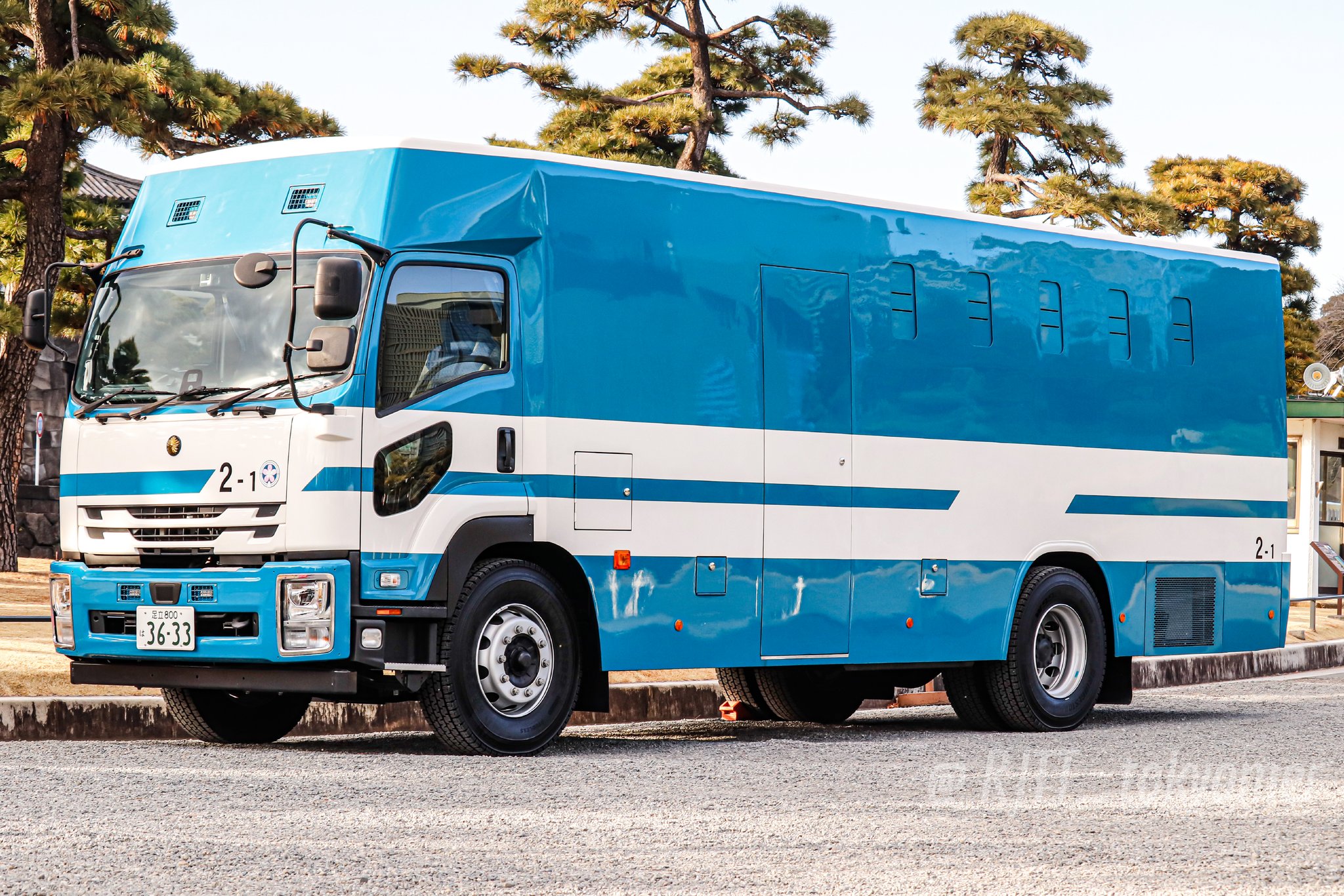 トミカ 三菱ふそう機動隊 常駐警備車 - メルカリ