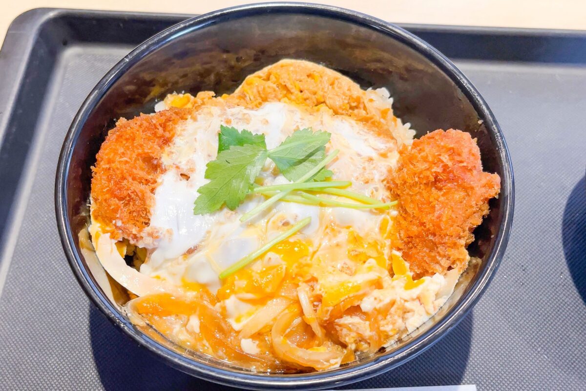 取調室でカツ丼」は禁止!?実際とはこんなに違う警察取り調べの実態from AERAdot.ダイヤモンド・オンライン