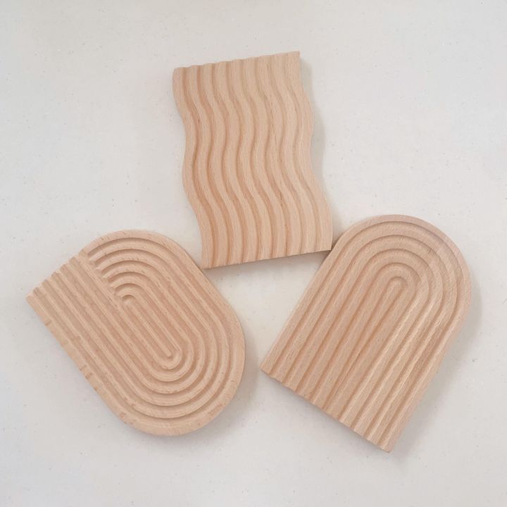 ダイソーのトレーランキング！おすすめ1位「プラトレー 木目調 」は便利で高見え◎イチオシichioshi