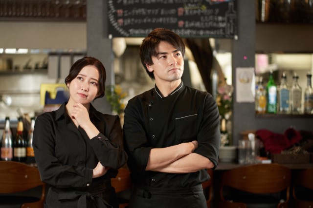 飲食店 バイト 髪型ボブTikTok