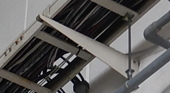 DYF1-W3 ネグロス ワールドダクター 振れ止め金具 チャンネル・サポート RS1,2 用即配・速配ならプロ向け電材・照明器具オンラインショップのタロトデンキにお任せください