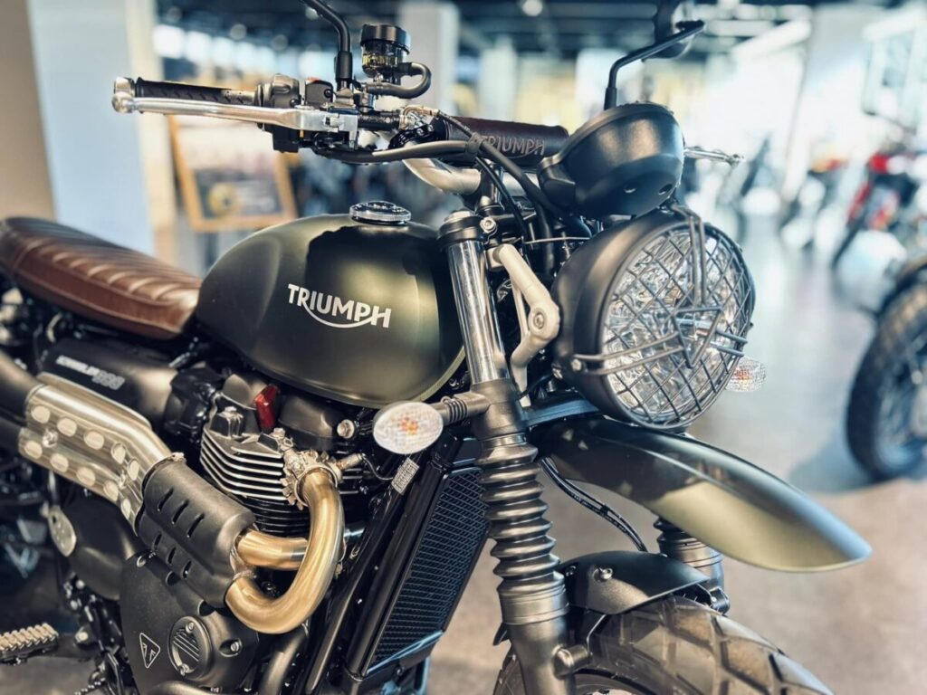 SCRAMBLER EASYRIDERSカスタムシートDUCATI福岡 ドゥカティ福岡