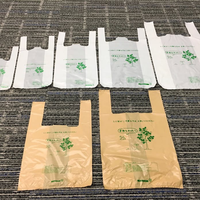 ファミマが7月のレジ袋辞退率を発表 有料化前の30％からどれだけ増えた？：速報値 - ITmedia ビジネスオンライン