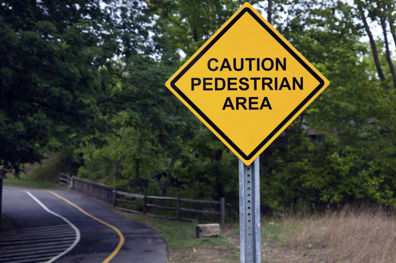 十字型交差点に十字型矢印標識は、無い 異形矢印 File1- 道路標識めぐりの旅