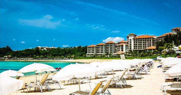 セゾンプラチナビジネスアメックス入会キャンペーン紹介 初年度年無料・プライオリティパス・会社員も主婦もOK