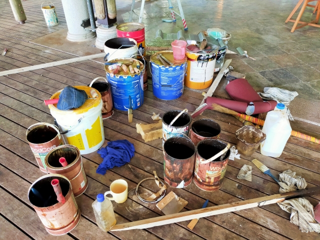 塗料缶鉄リサイクルの山下商店