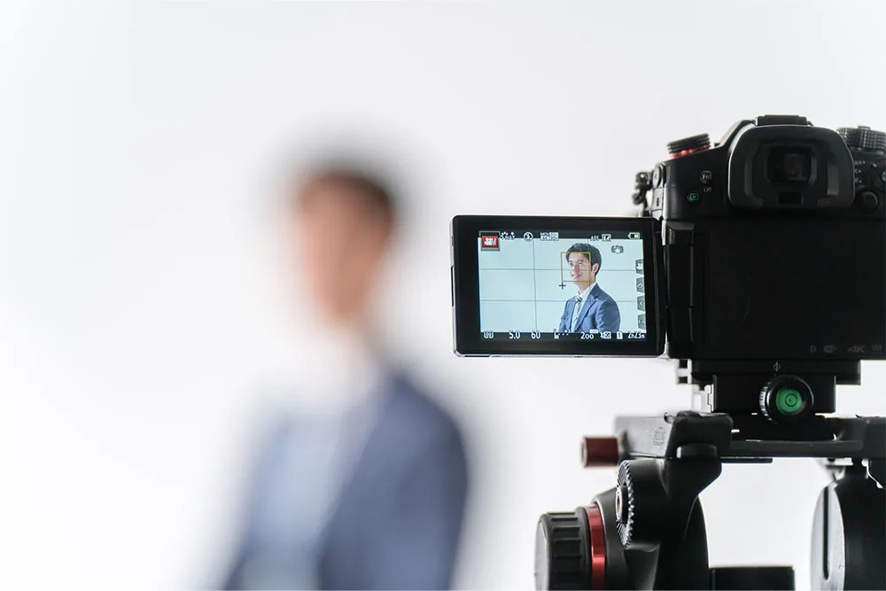 株式会社バンエイト 撮影スタッフ 映像撮影に関わるカメラ、音声、VE の求人詳細情報 - 東京都 港区 台場駅 徒歩3分求人ボックス