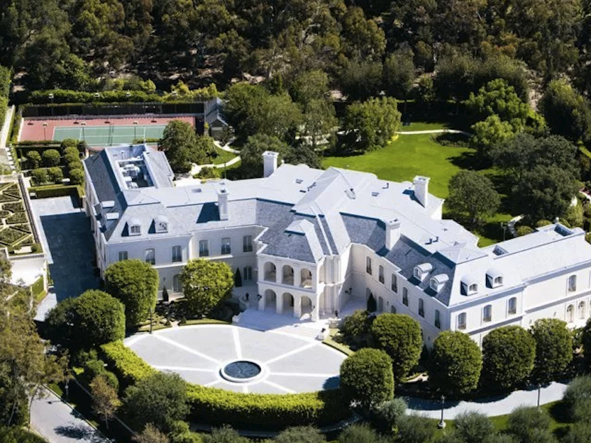 世界トップの豪邸 280億の豪邸！億越えのインテリアやヘリポート付き物件をルームツアー - YouTube