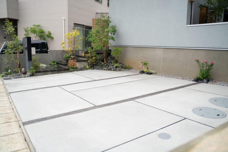 玄関アプローチと駐車場は最初が肝心って本当？理想のエクステリアにするためには横浜市の外構工事 エクステリア 専門業者石川デザイン企画・横浜市の外構工事