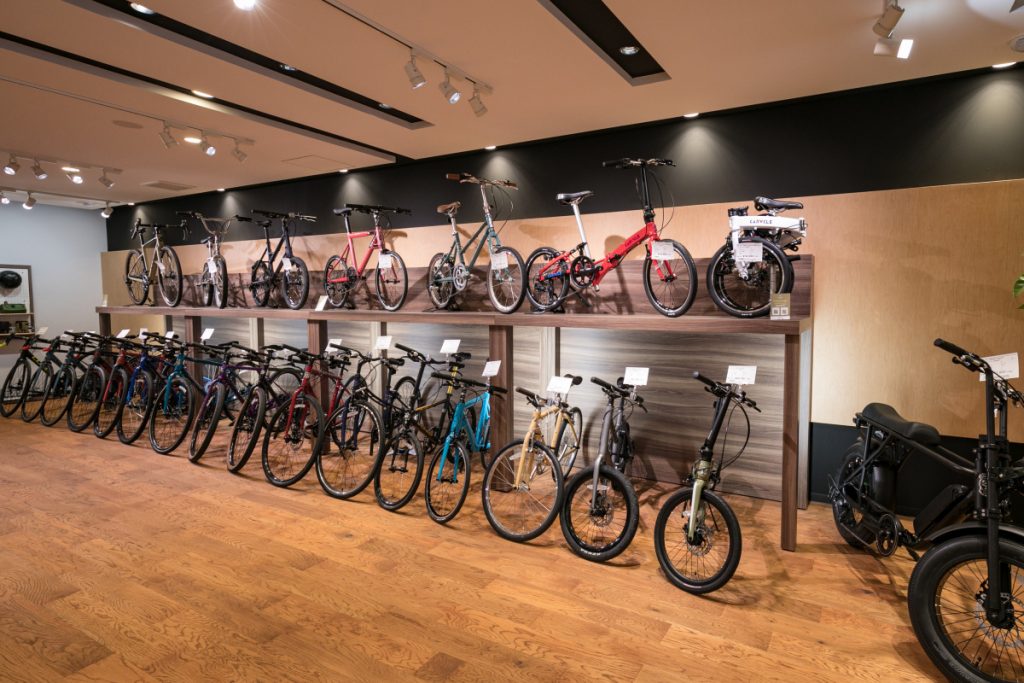 Panasonic vivis 18🚲, オシャレなペットカゴカバーのカスタムです🐩, 柔らかい素材で風通しも👍,背の高い🐶でも乗れちゃうゲージ付き✨, ご予算やお好みに合わせてカスタムします🛠️, ◉大阪府内配送無料 電動自転車 🚚,※日本全国配送可能, ◉点検永年無料🛠️, ◉廃車無料※一部対象外, ーーーーーーーーーーーーーーーーーーーーーーーーー, スギマタサイクル,