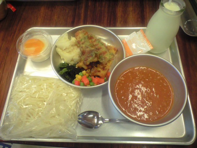 給食のおばさんの写真素材 - PIXTA