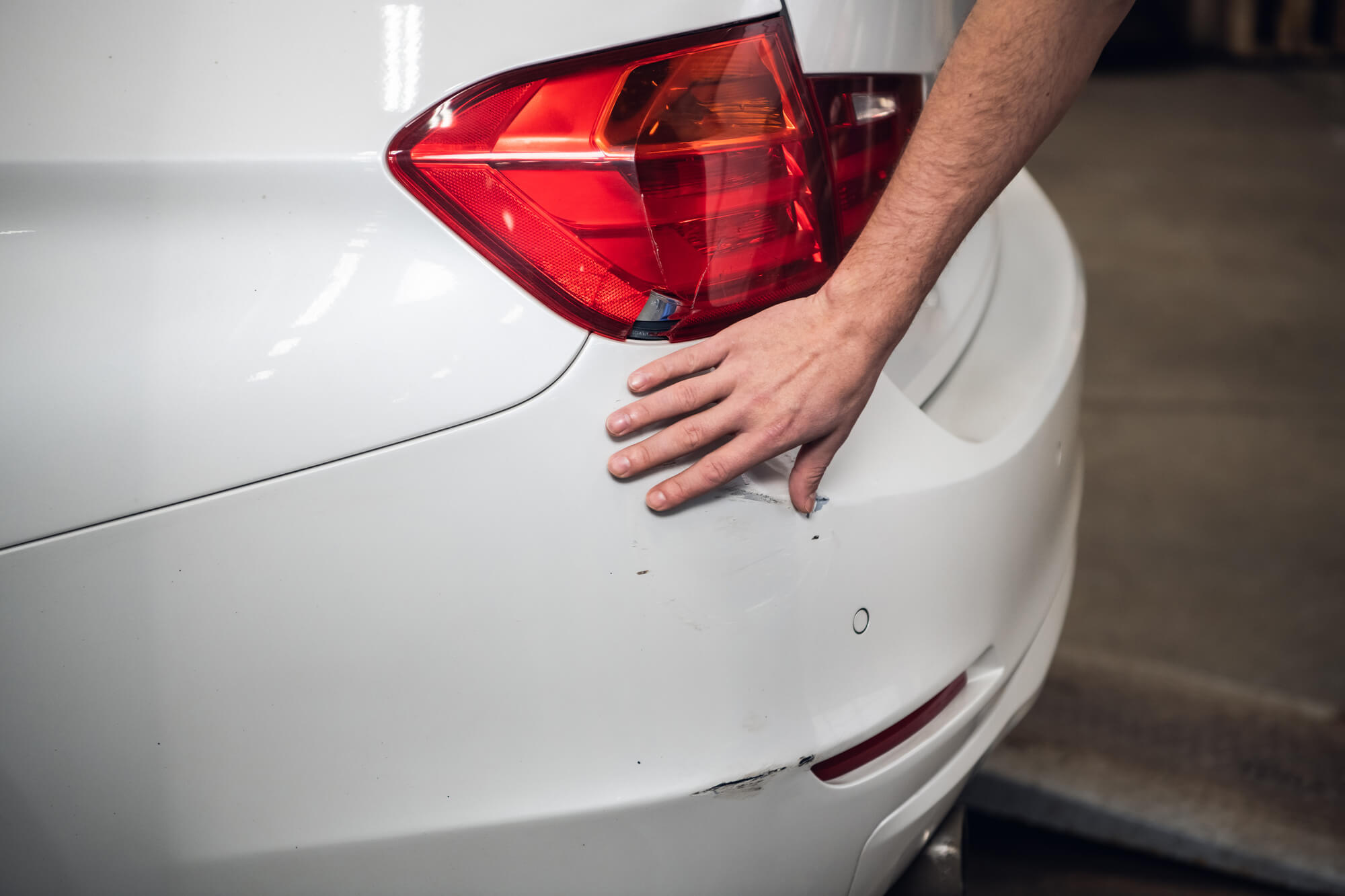 技あり!! Fバンパーひび割れ 修理塗装 グーネットピット