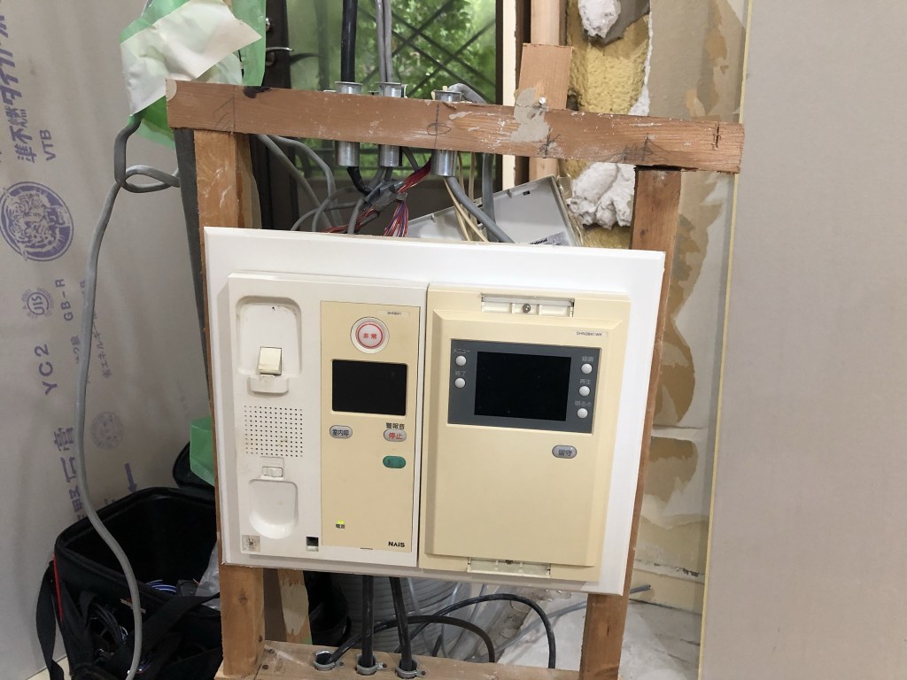 ドアホンの設置工事 既設配線使用KK9N0D18Pインターホンの配線は仕組みが複雑。自分