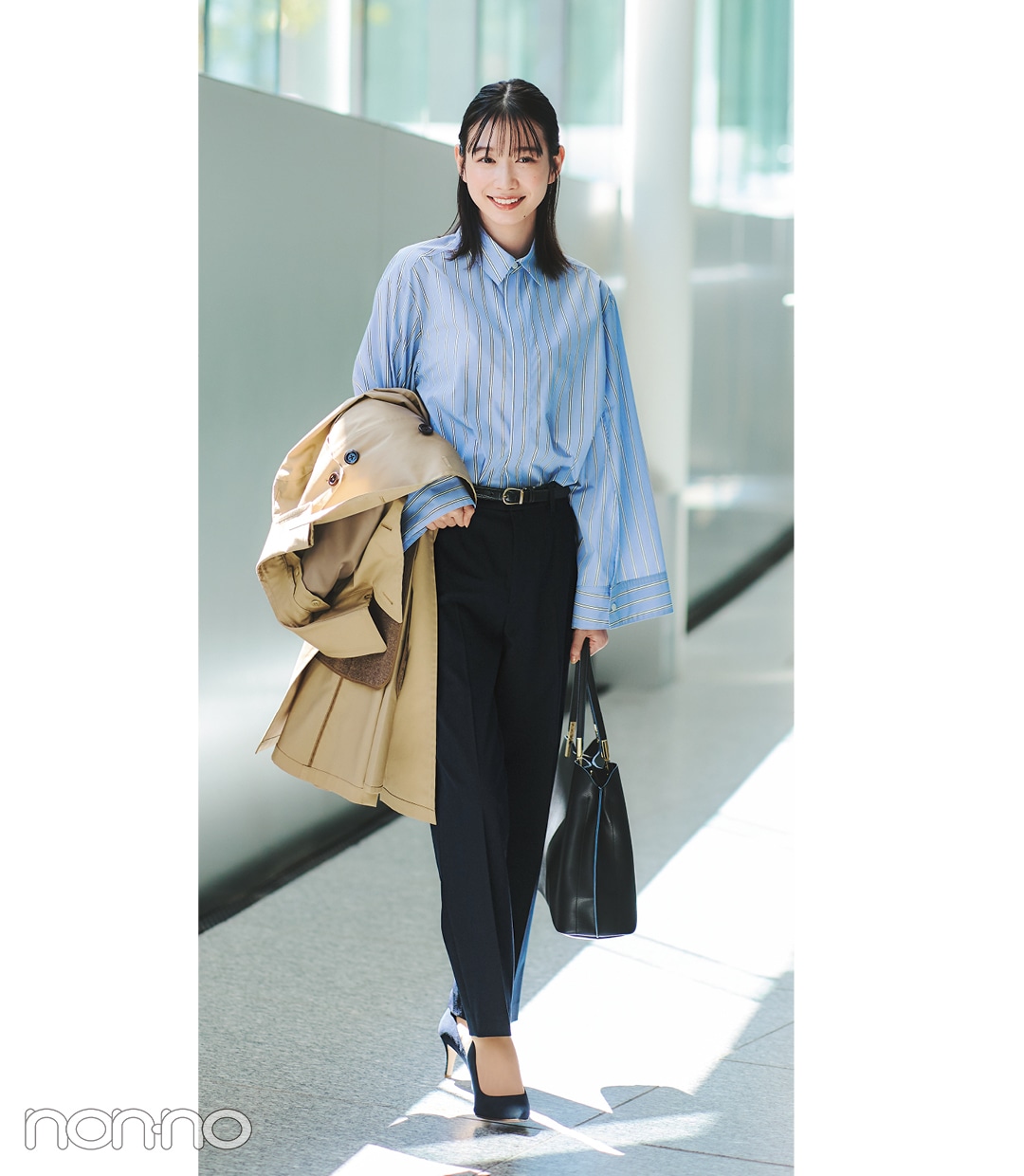 オフィスカジュアル 面接 ユニクロTikTok