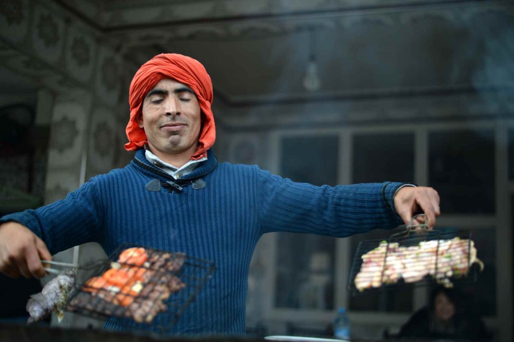 知られざる世界の常識 モロッコでは、公共の場所に国王の写真を飾ることが法律で義務付けられている！？ - GOTRIP