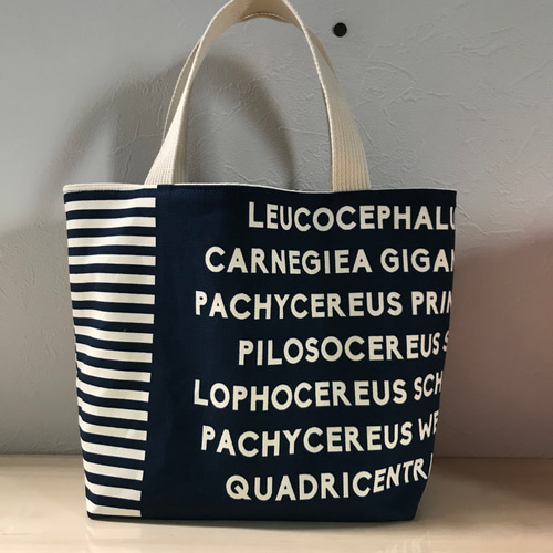 ロゴプリントワイドキャンバストートバッグ 英字キャンバストートバッグ ヴィンテージ感レトロプリント文字シンプルで万能カジュアル大容量ガーリーキャンバス バッグショルダーバッグKorea style bags shop