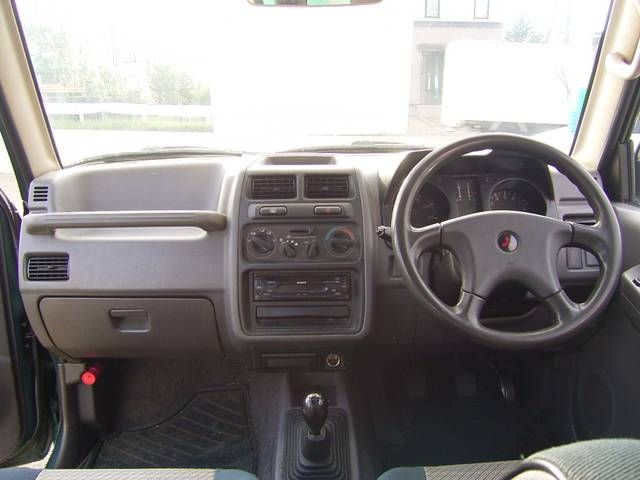 と互換性がある三菱 パジェロ モンテロ V87 V93 V95 V97 V98 2007-2022 対応 カーダッシュボード エアコ Amazonに適し三菱 パジェロ V87 V93 V95 V97 V98 カーセンターコンソールエアコン吹き出し口パネルフレームカバー 304ステンレス鋼製Pajero専用内装パーツ