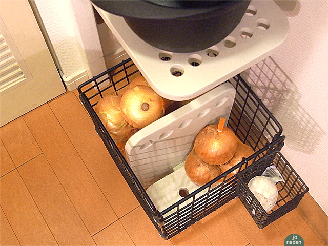 ムダ買いをなくす！見た目もGOODな「食材ストック収納テク」3つ