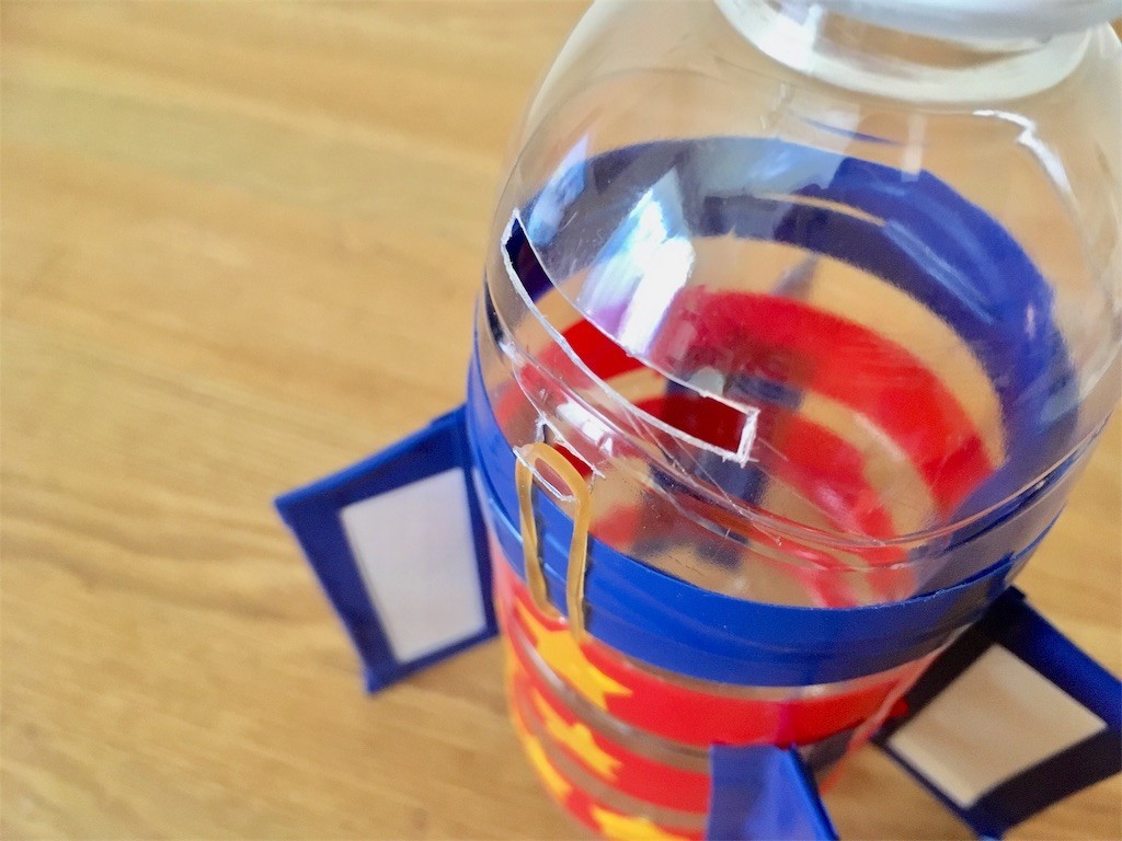 DIY ペットボトルキャップ分別ホルダー 夏休み工作