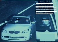 白くピカッ！ 半固定式オービスが光る瞬間を初確認!! 大阪に続き3県でいよいよ本格始動 - ライブドアニュース