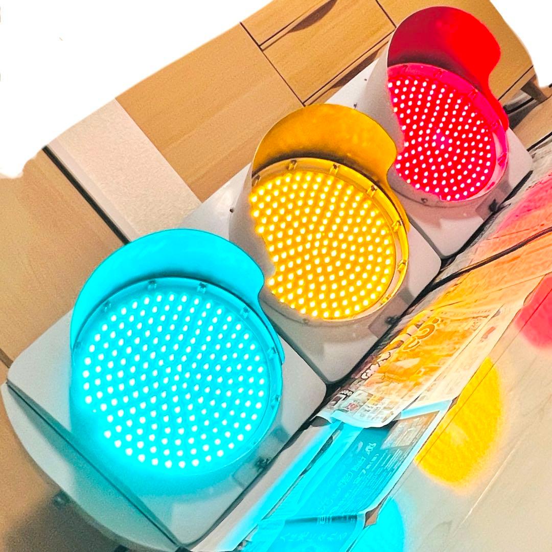 フラット型 LED 信号機の普及railのブログ . - みんカラ