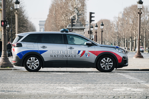 ほぼ全車種OK 取り付け型ダブルミラー警察 覆面 パトカ