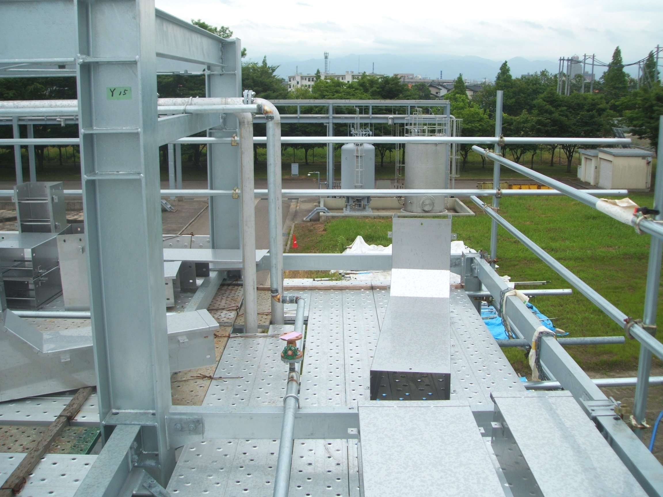 製缶板金加工における半導体業界における架台・フレームの基礎知識製缶板金加工.com製缶板金加工.com