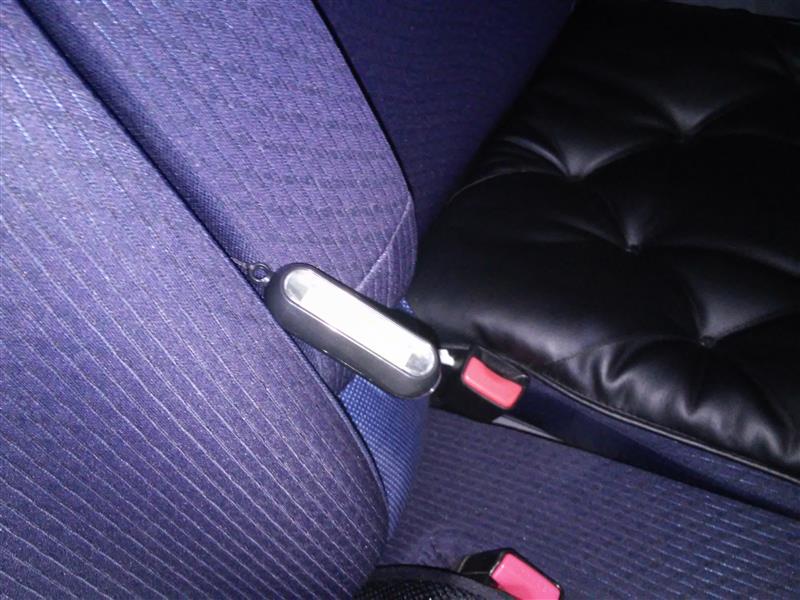 エクストレイルのエクストレイル t32・モニター・DIY・安室奈美恵・車内プチリメイクに関するカスタム事例車のカスタム情報はCARTUNE