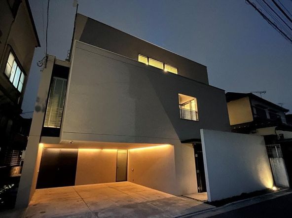 🏡超豪邸土地面積600坪越えRC造戸建て🏡E.Mantani高宮の中古マンション 一戸建て の不動産・住宅情報・無料掲載の掲示板ジモティ