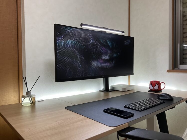 黒いテーブルクロスのプラスチック製 矩形 140x220cm マット仕上げ防水 厚さ2mmデスクマット 学習机防汚性耐浸透性 耐油性 Amazonデスクマット 透明 テーブルクロス 800*400mm 厚さ1.5mm 透明 マウス対応 PVC製 事務所 学習机 専用デスクマット 机マット 子供デスク