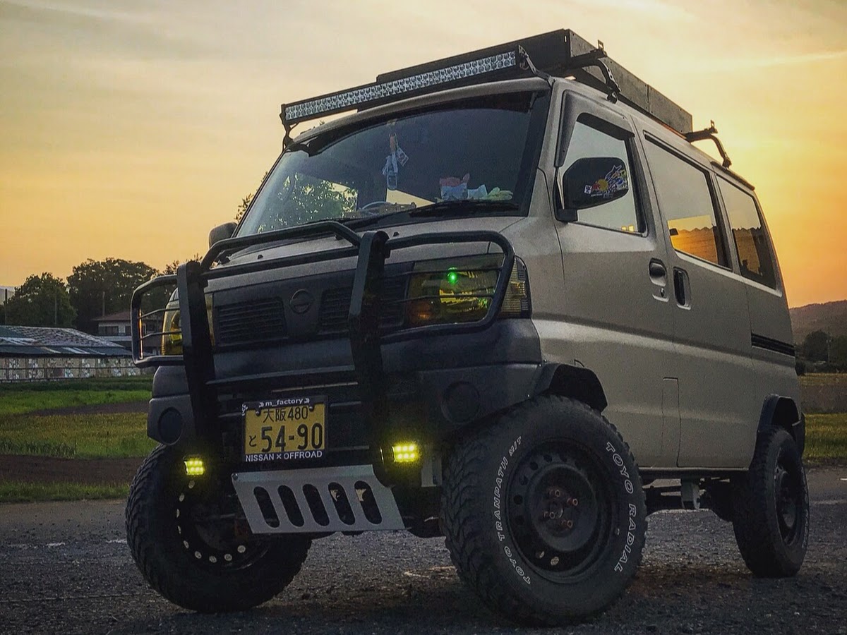 三菱 ミニキャブバンをカスタムカラー ゼットグリーンで刷毛塗り全塗装！ - 刷毛 ハケ ・ローラーで車をDIYで全塗装しよう