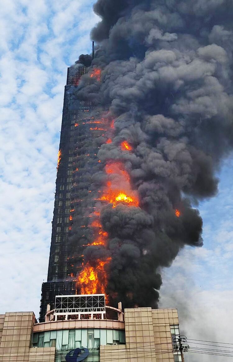 続報 大潟区で建物火災 落雷の可能性も上越妙高タウン情報