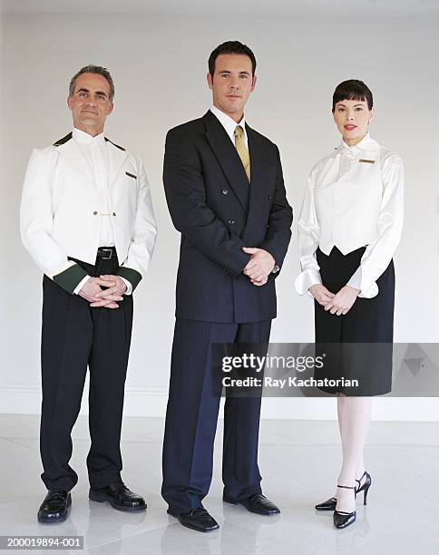 ✴︎ 鹿児島サンロイヤルホテル ドアマンコートが新しくなりました！ ブラウンの色がとても可愛くてスタッフ一同絶賛です☺️男性用と女性用でデザインが少し違うので 探してみてくださいね👀 皆さまのお越しを心よりお待ちしております