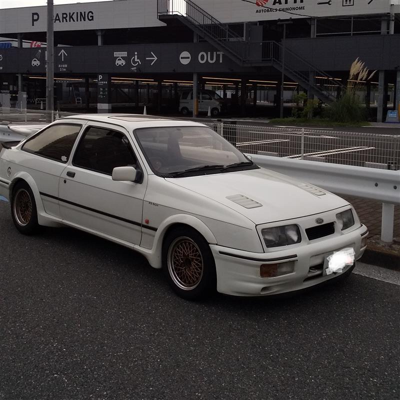 ERclassicsでの販売のためのフォードシエラRSコスワース4x4 1990