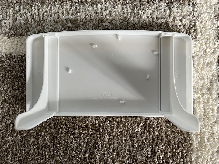 ダイソー ごちゃごちゃなルーターまわりがすっきりするケース