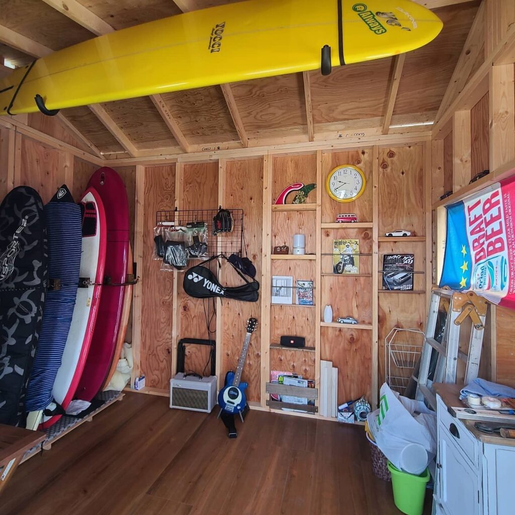 ３坪のおしゃれな小屋を庭に建築！この小さなアトリエで、趣味のドライフラワーづくりも充実 長野県- おしゃれなキットの小屋 ・物置・ガレージならグリーンベル 公式サイト