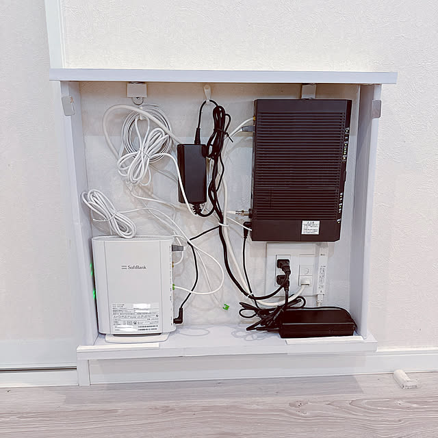 100均セリア Wi-Fiルーターを隠す収納方法ダイソー・おしゃれな目隠しもランク王