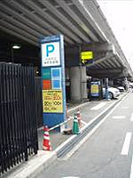 大阪市谷町駐車場タイムズ駐車場: 公共施設 デザイン