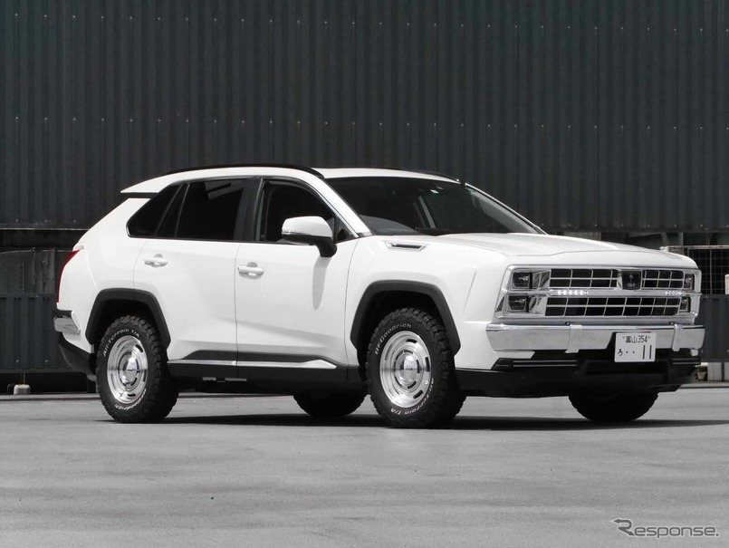 なぜベース車はRAV4！？ アメ車がモチーフの光岡 新型SUV「バディ」発表 - 価格.comマガジン