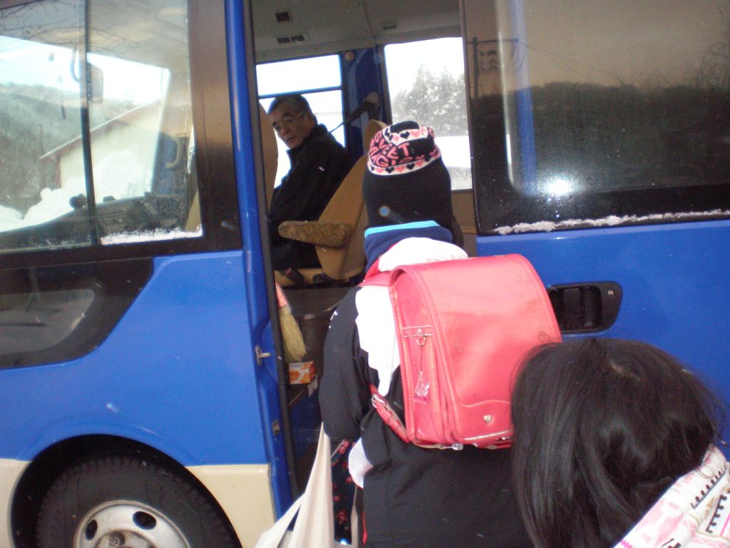 代表者ごあいさつ - 送迎バス運転手・運行管理・送迎ドライバー派遣 委託なら クルーサポート 株