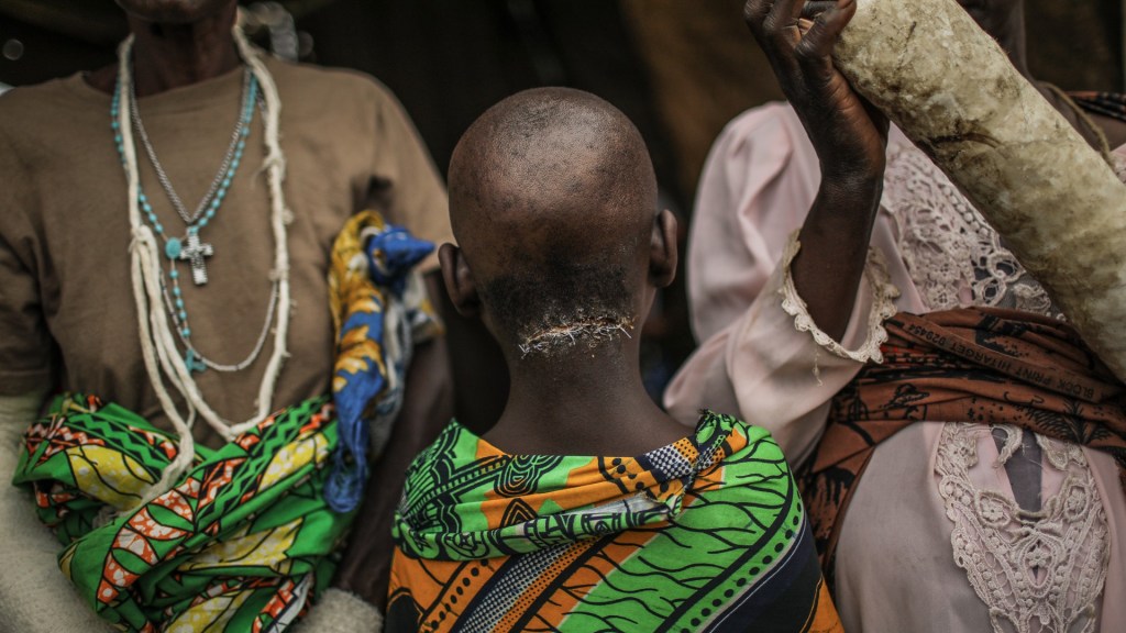 コンゴ民主共和国：紛争地帯で危険にさらされる生徒と学校Human Rights Watch