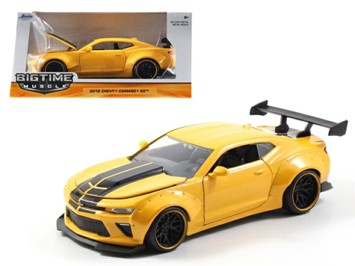 コミックショーで黒い線のシボレーカマロ黄色い車の写真素材・画像素材 Image 173863271