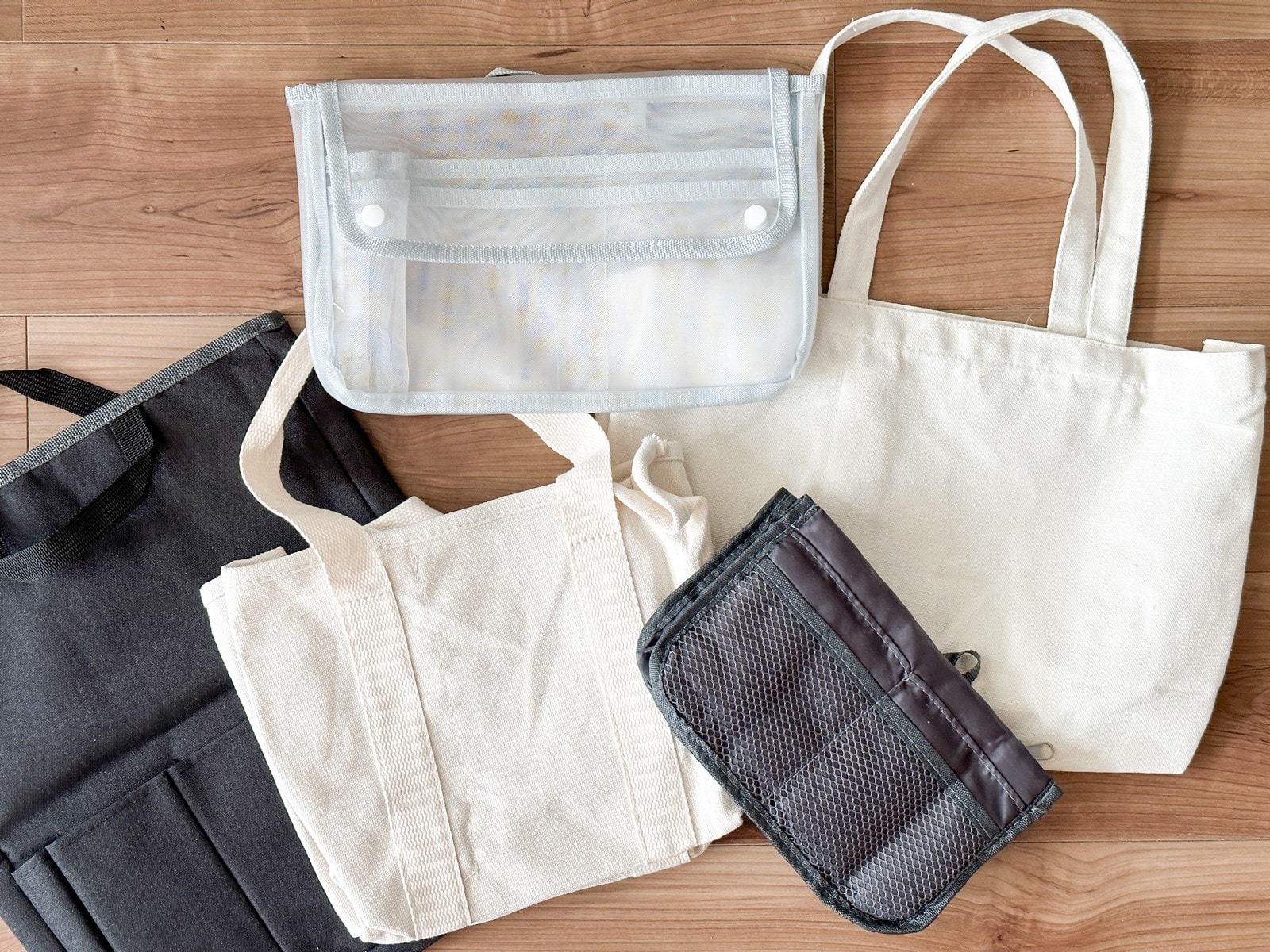 バッグ中のぐちゃぐちゃになっちゃう人 ダイソー へ集合♡収納力半端ない神ヒット商品5選michill byGMO ミチル