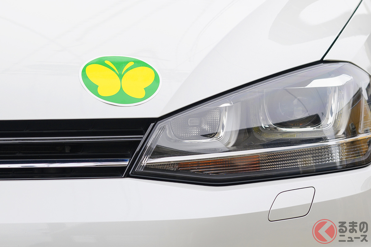 クローバーマーク」や「蝶々マーク」はバイクにも貼れるものか？バイクのニュース