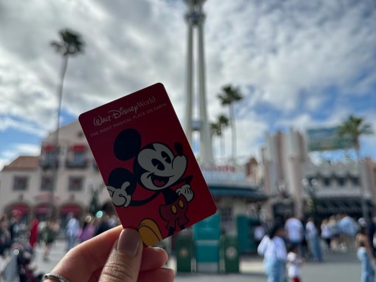 ディズニーチケット買い方6選どこで買える？遠方ディズニー情報局