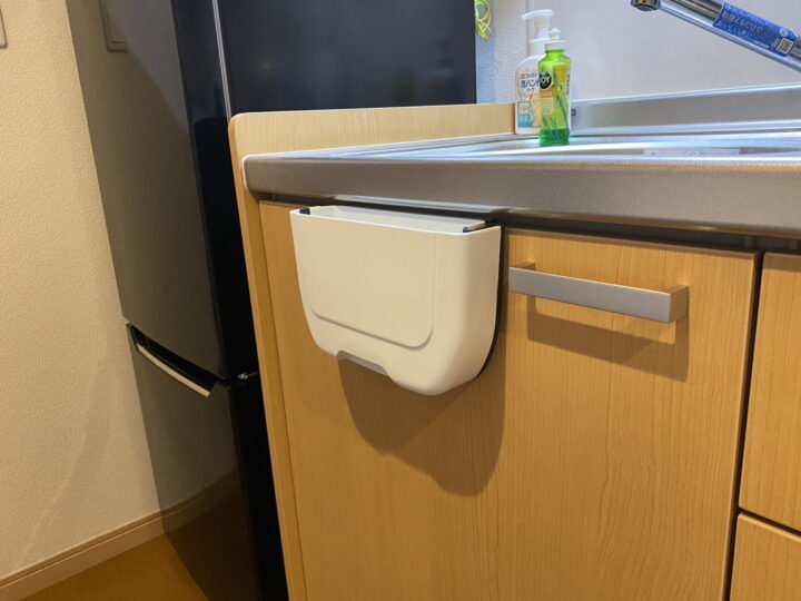 素敵なお部屋には「ゴミ箱」が見えない ！？ゴミ箱の上手な収納アイデアキナリノ