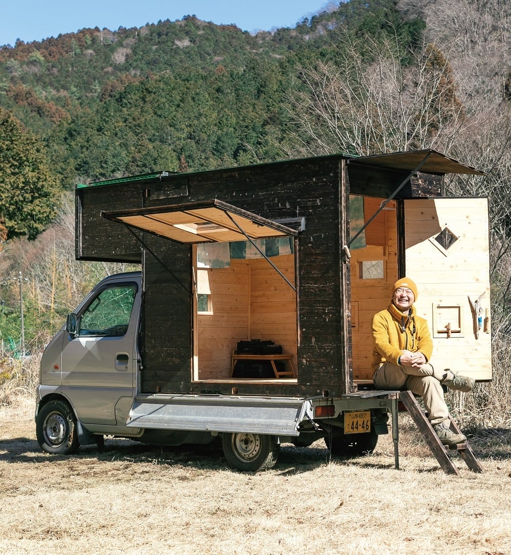 軽トラを「家」に改造した青年。DIY歴わずか1年、製作費15万円、材料はほぼカインズで調達となりのカインズさん