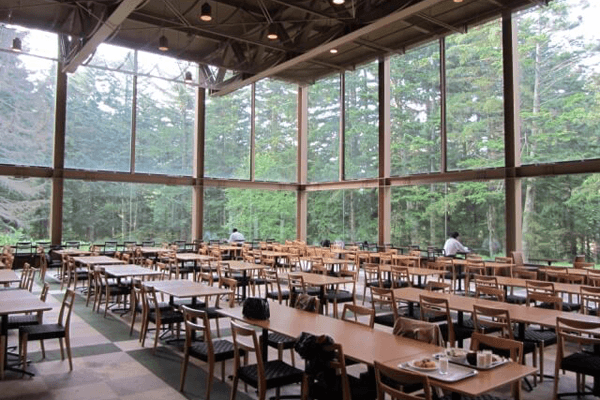 事例あり 社員食堂のレイアウトを考える際のポイントを解説 - IRISTORIES - アイリストーリーズ